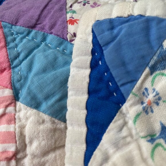 Hand Stitched Vintage Diamond Patchwork Quilt Blanket Pastels Floral 84" X 72" - Picture 10 of 11